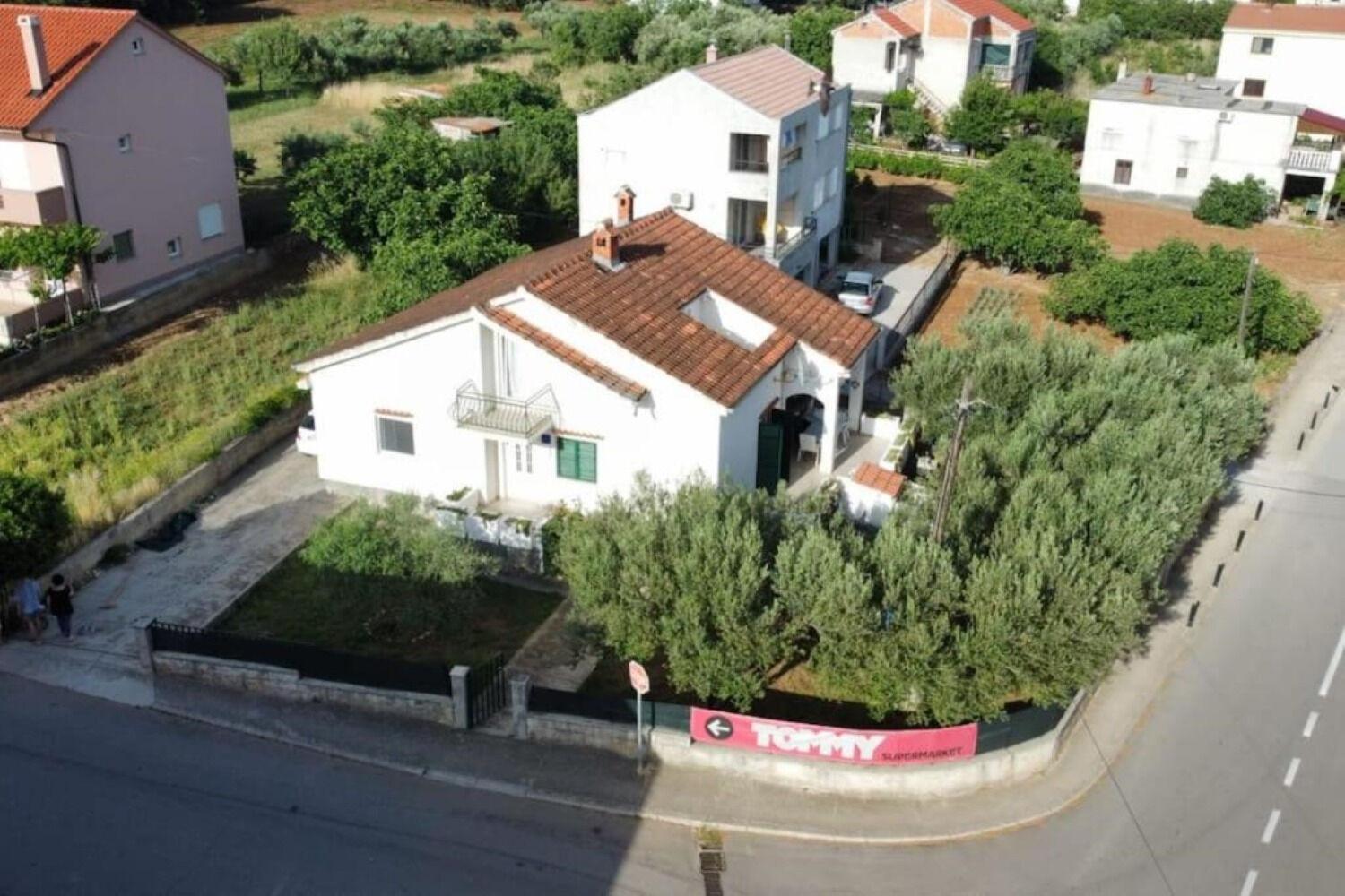 Katy - Free Private Parking And Garden Holiday home